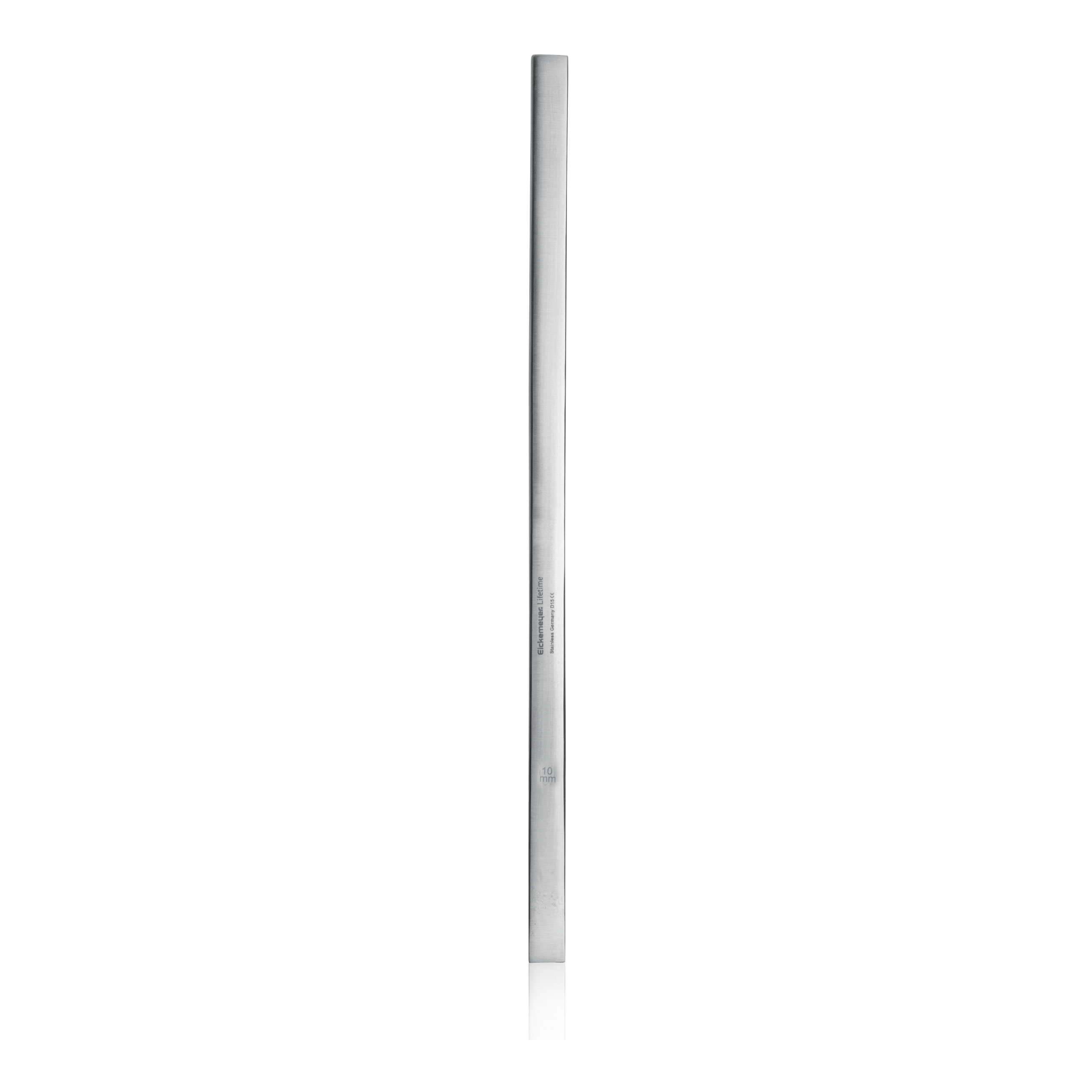 L = 25cm, B = 10mm